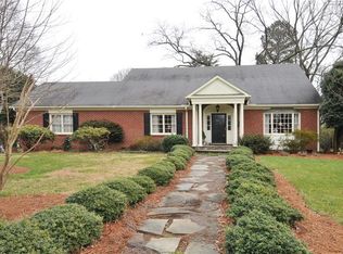 827 Wellington Rd, Winston Salem, NC 27106