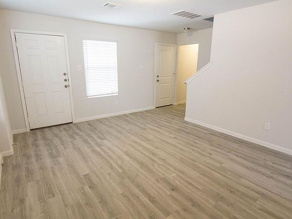 3rd image of 5511 Gouldburn River Dr