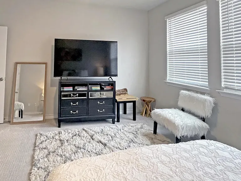 7516 Saginaw Dr — Photo 22