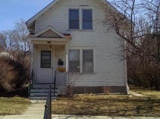 614 3rd Ave NE, Jamestown, ND 58401