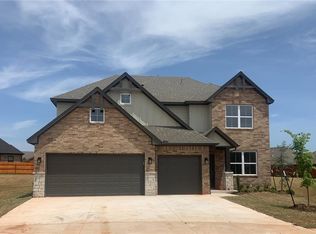 3112 Hayven Cir, Yukon, OK 73099