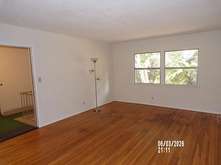5832 Bowcroft St #4 — Photo 4