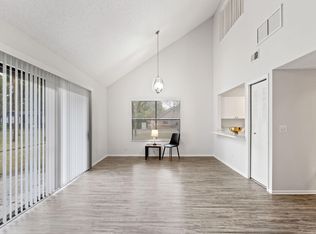 8022 North St FLOOR 2, Tampa, FL 33614