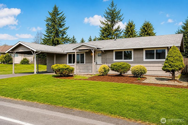 3rd image of 11818 SE 170th Place