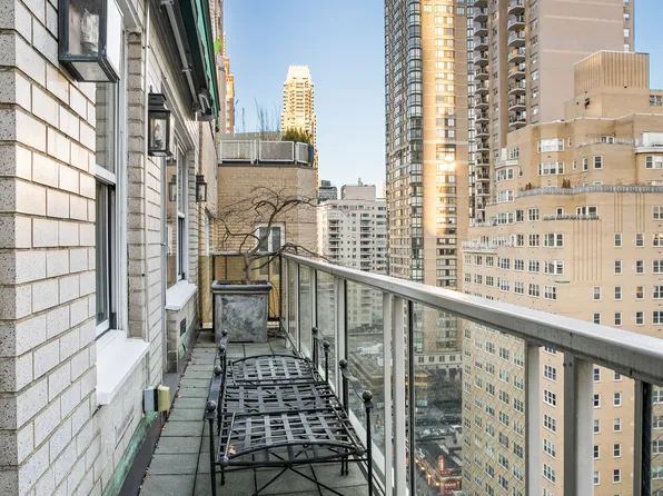 175 East 62nd Street image 7 of 8