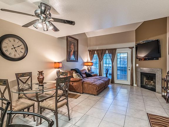 2nd image of 4901 E Calle Los Cerros St Unit 257