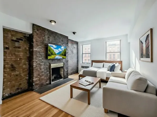 146 East 39th Street image 1 of 2