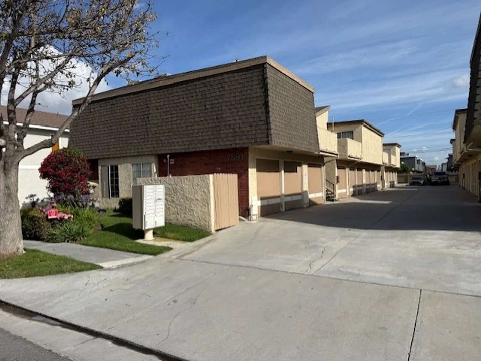 7891 Holt — Photo 1