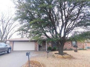 1208 Friona St, Bowie, TX 76230