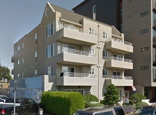 4520 44th Ave SW #403, Seattle, WA 98116
