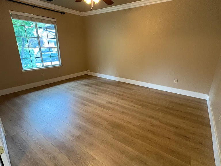 1786 Corsica Dr — Photo 6