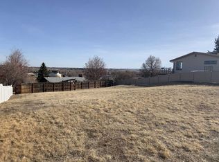 2737 Greenbriar Dr, Great Falls, MT 59404