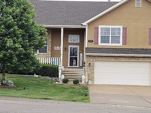 2nd image of 2428 Shenandoah Dr