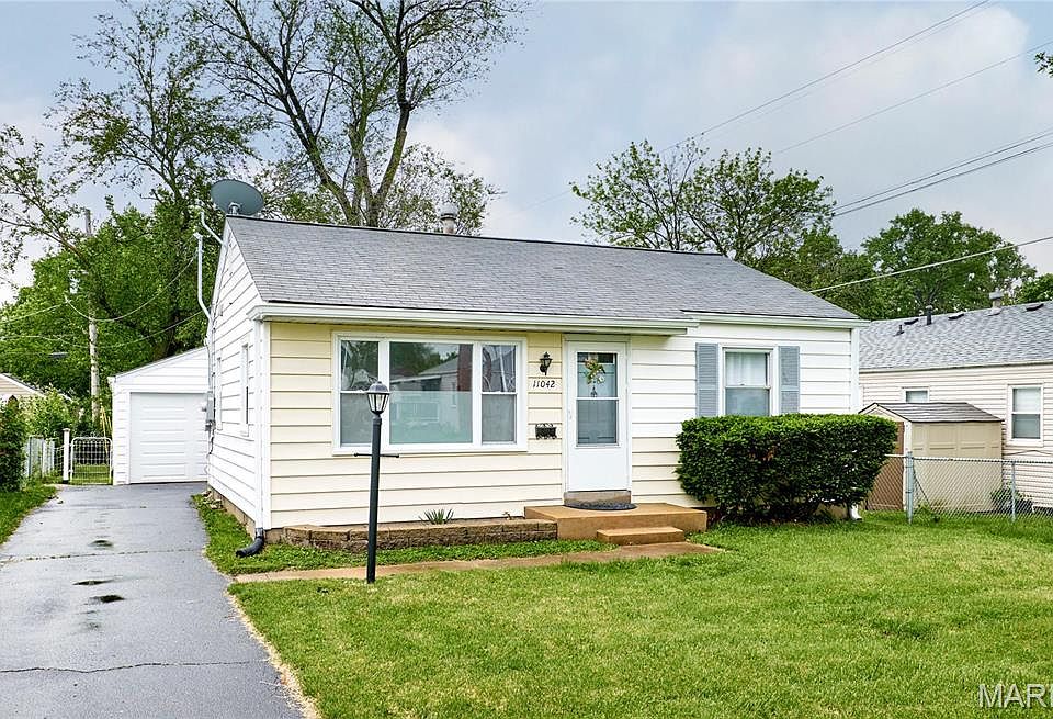 1st image of 11042 Saint Pius Ln