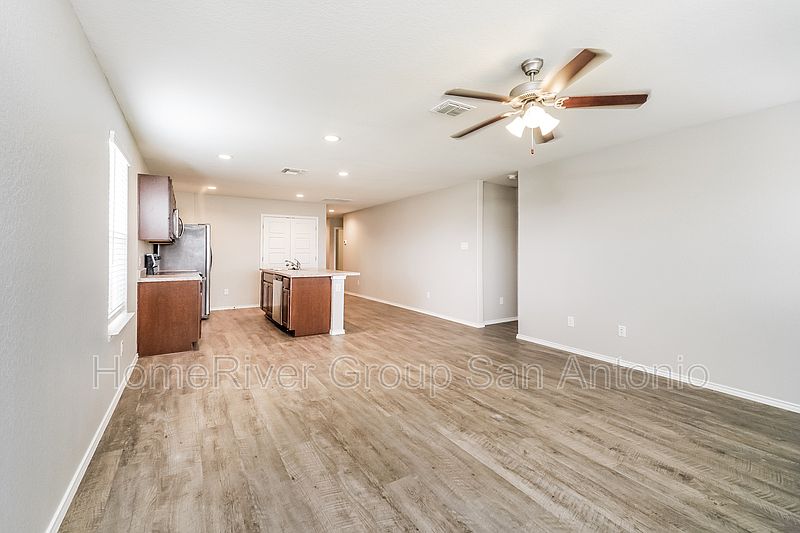 3920 Asher Aly Saint Hedwig, TX, 78152 Apartments for Rent Zillow