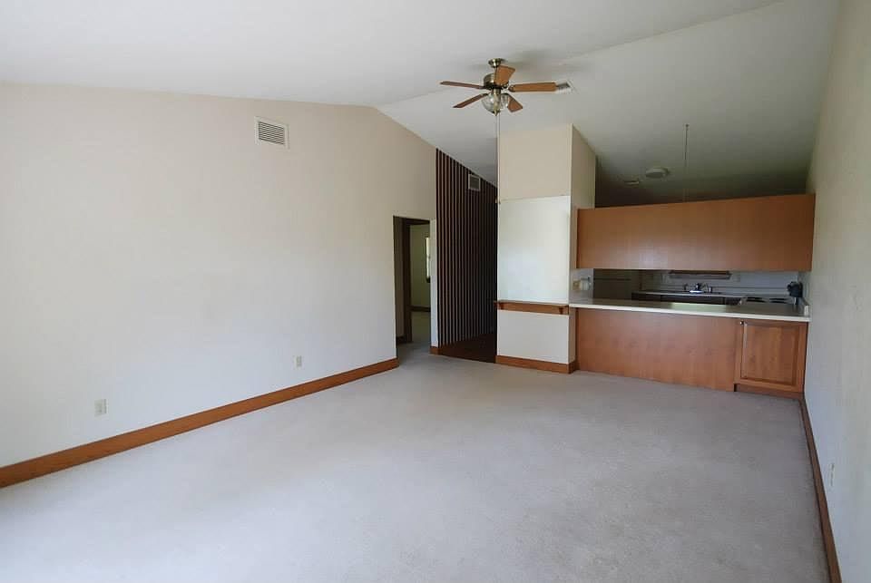 2nd image of 5203 E Liberty St #2