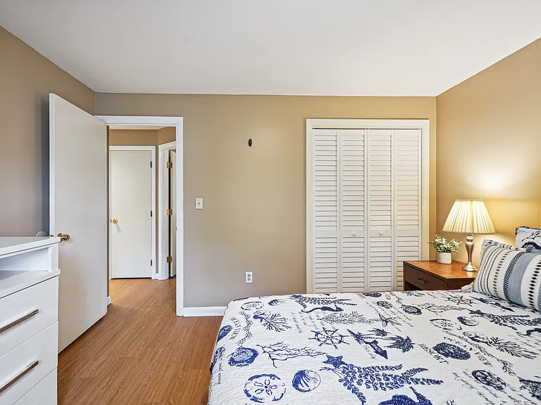 17 Clara Ln #B — Photo 10