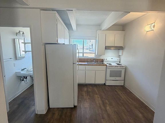 3rd image of 7201 Bark Ln