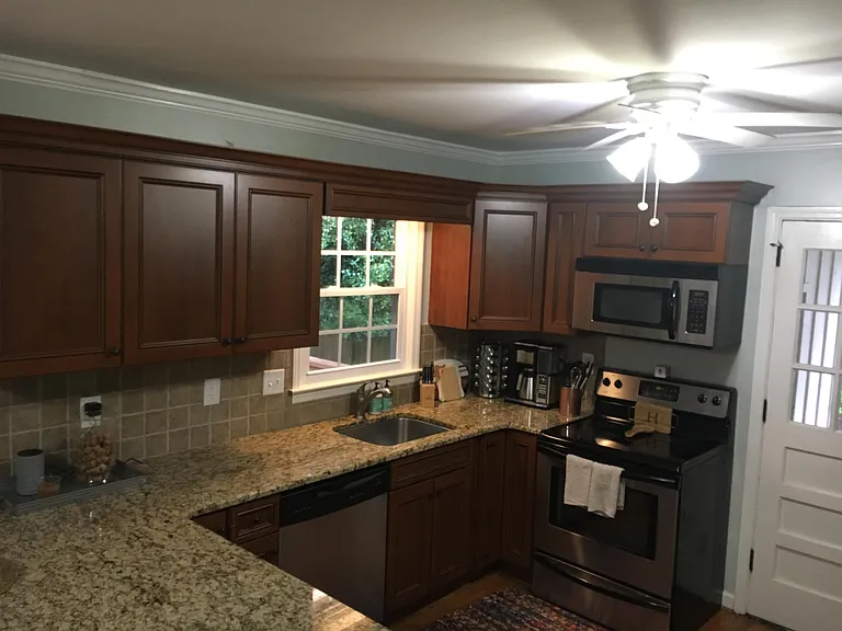 1659 Wayland Cir NE — Photo 6