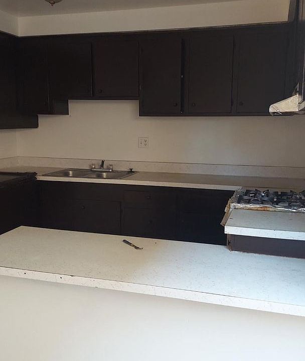 1st image of 605 N Dalton Ave #1
