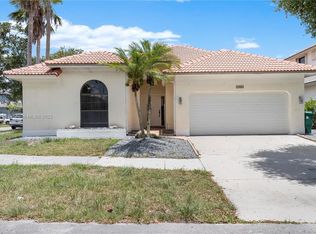 2965 W Budd Dr #0, Hollywood, FL 33026