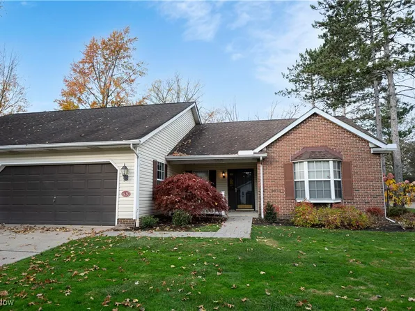 6130 Worthington Ln, Mentor, OH 44060
