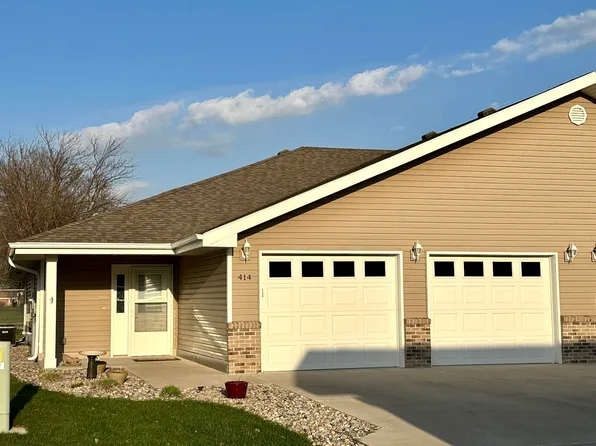 414 Maupin Ln, Sergeant Bluff, IA 51054