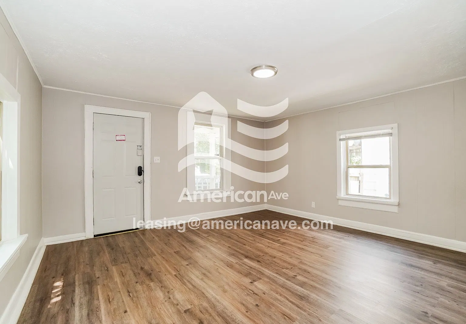 2 bed, 1.0 bath, 1104 sqft, $1,155 — Photo 3
