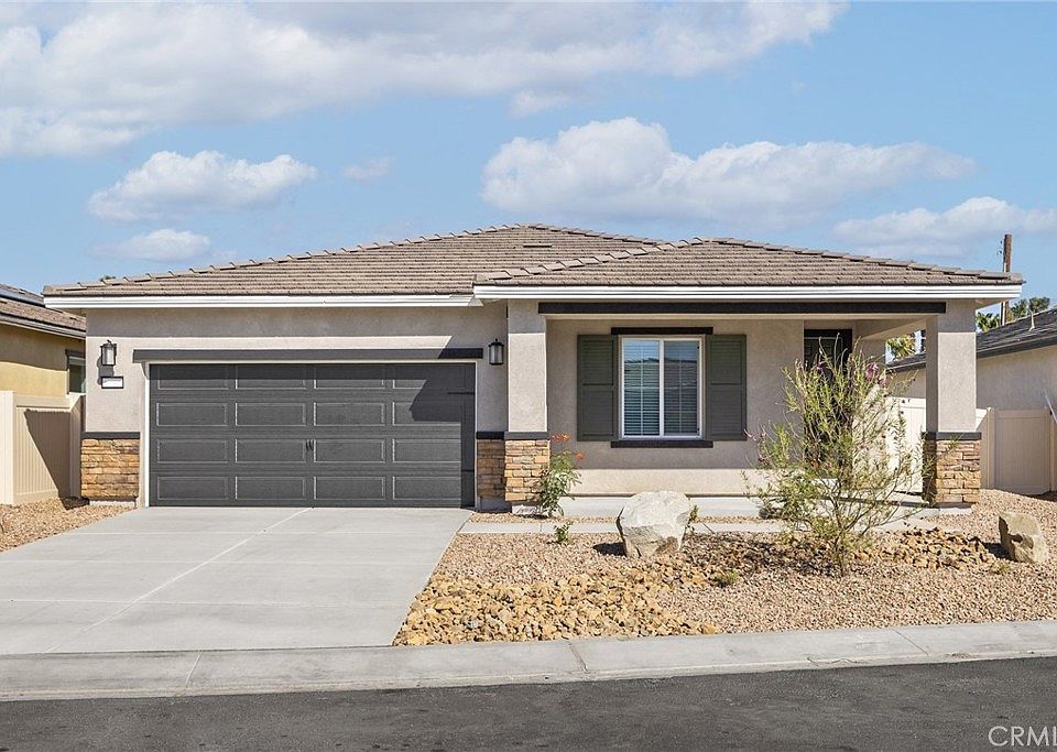 1st image of 80539 Anacapa Dr