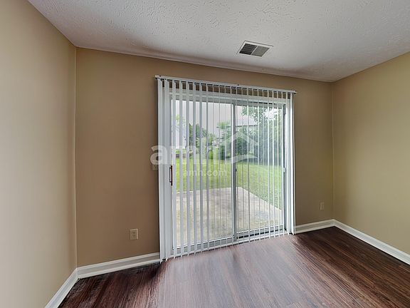 5th image of 6055 Polonius Ct