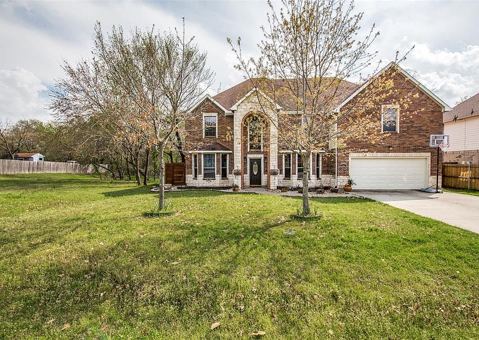 1st image of 3311 Juniper Dr