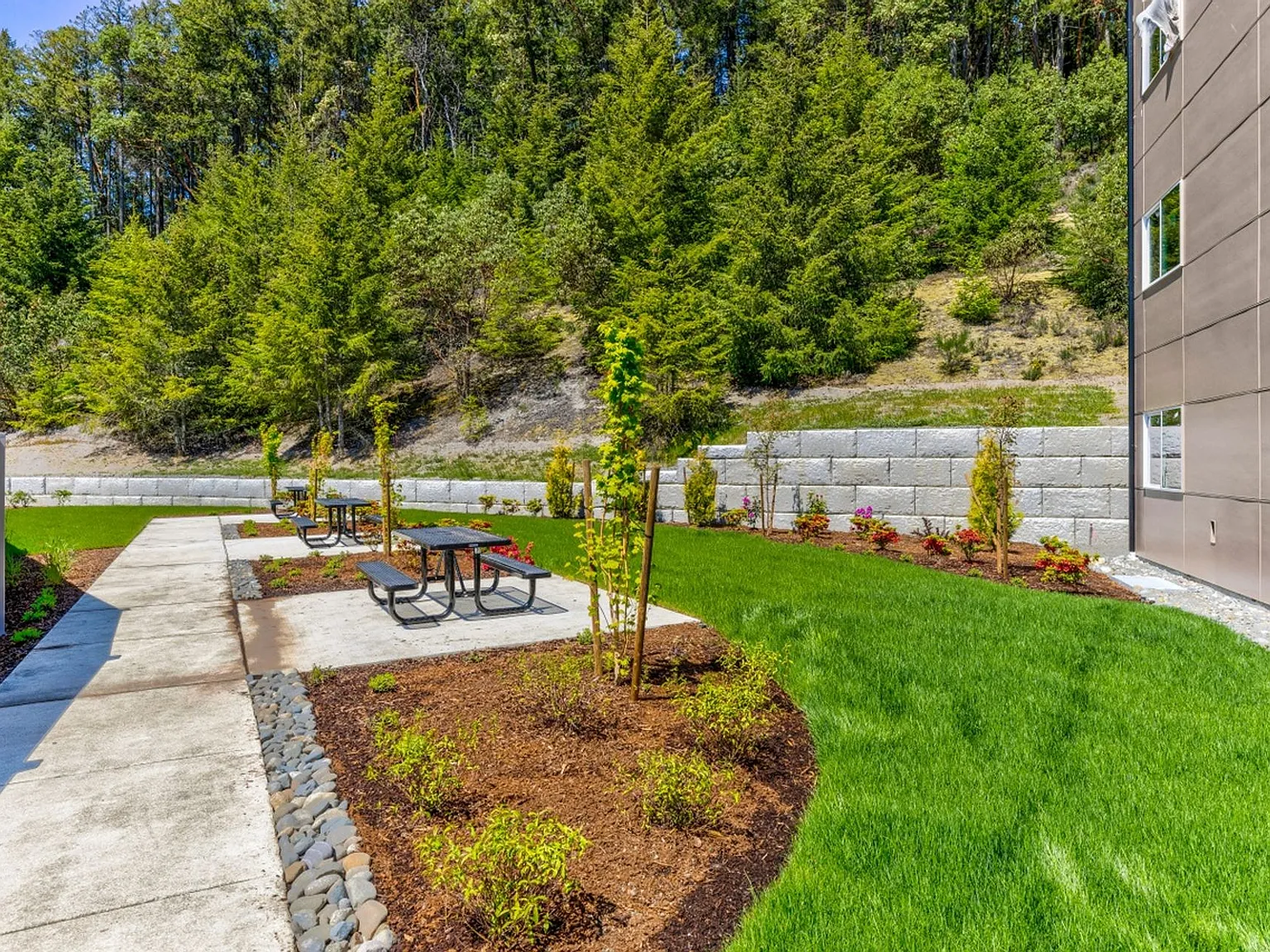 Grand Ridge — Photo 2