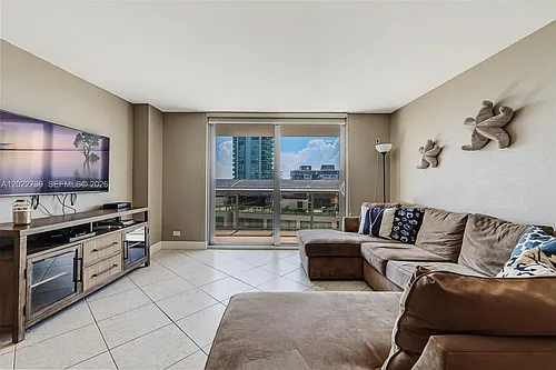 6039 Collins Ave Photo 1