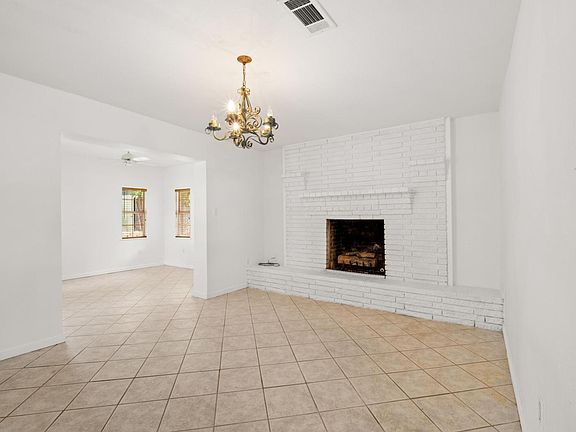 5th image of 2019 Columbus Cir