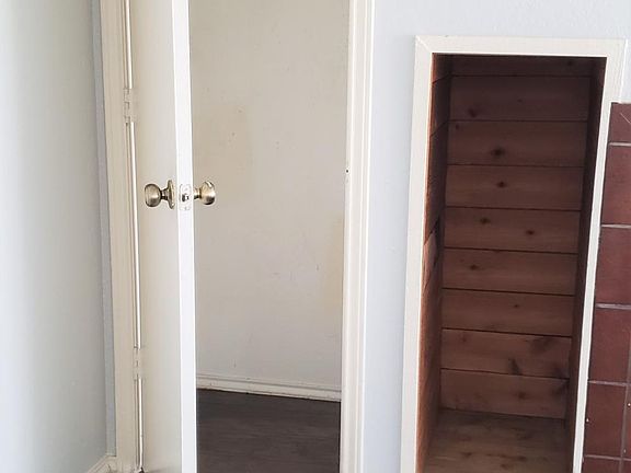 3rd image of 2309 Balsam Dr APT K113