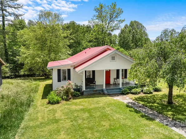 115 McMinn Ave, Brevard, NC 28712