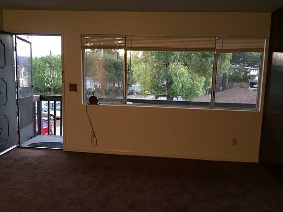 5th image of 1838 Strobridge Ave #1