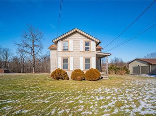 5860 Kirk Rd, Canfield, OH 44406