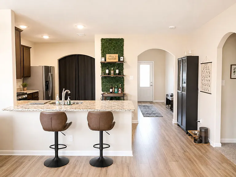 4129 Conley Ct — Photo 4