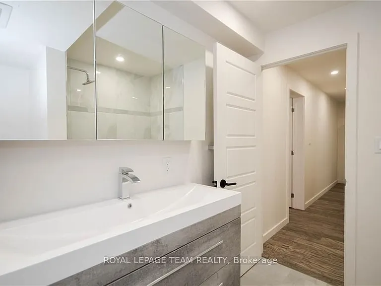 177 Cathcart St #A — Photo 12