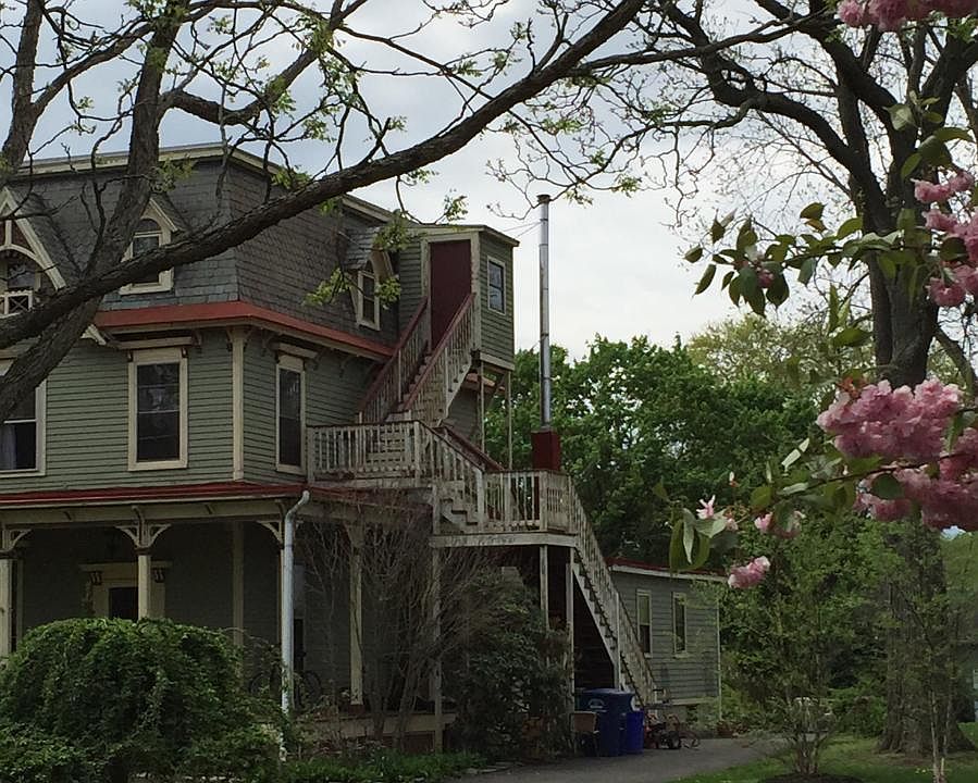 view from driveway