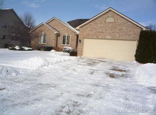 14137 Basilisco Chase Dr, Shelby Township, MI 48315