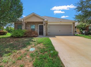 131 Mitchell Cir, Terrell, TX 75160