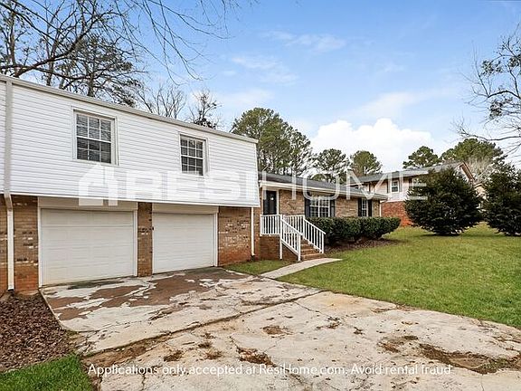 3rd image of 2129 SE King Forest Dr
