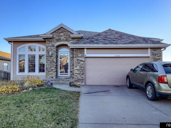 14715 Stone Ave, Omaha, NE 68116