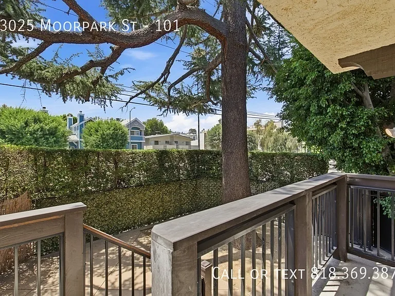 13025 Moorpark St #101 — Photo 34