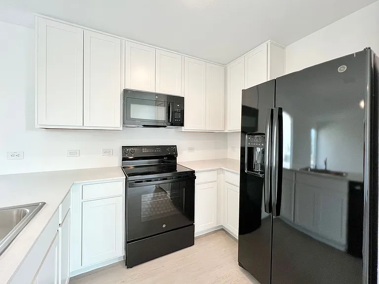 10029 Muntjac Dr — Photo 18