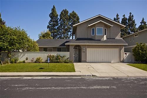 1st image of 624 Dory Ln