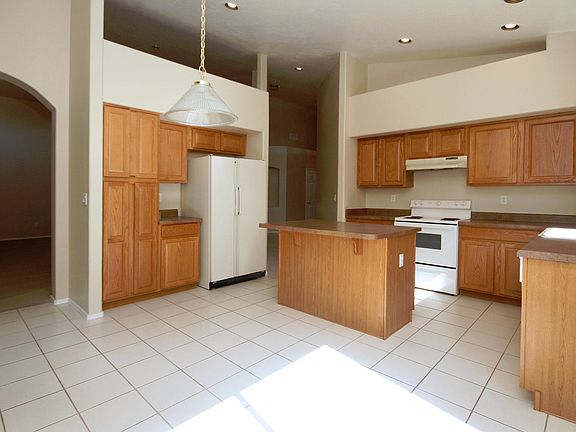 4th image of 4749 N Coop Canyon Pl