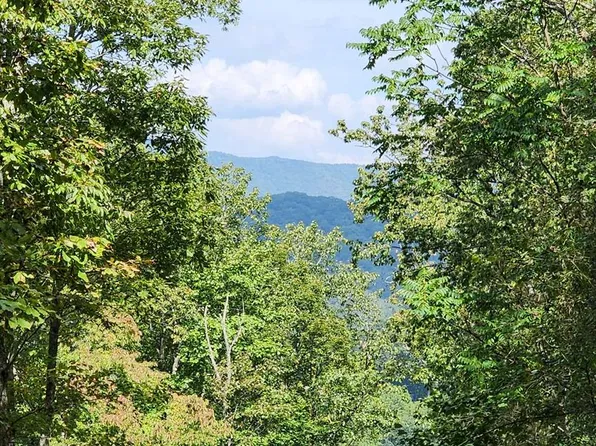 0 Lakeview Dr, Hayesville, NC 28904